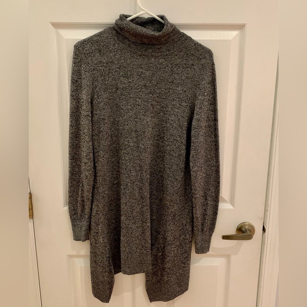 Apt. 9 Lightweight Turtleneck Tunic Sweater Size Med.